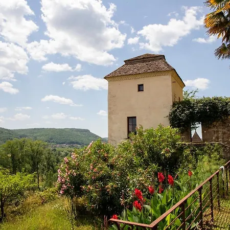 Tour Pissarro Дом отдыха Бейнак-э-Казенак